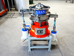 設計精巧耐用，網孔不堵塞、粉末不飛揚，雜質、粗料自動排出